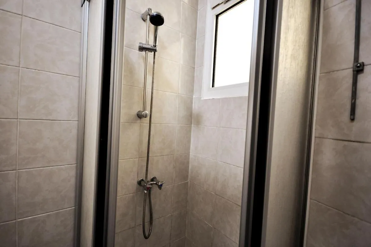 Warm And Comfortable Studio In Montmartre Paris
