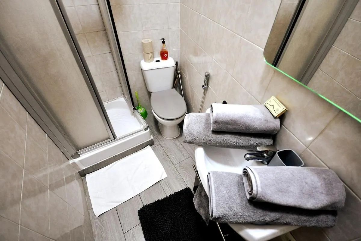 Warm And Comfortable Studio In Montmartre Paris Apartment